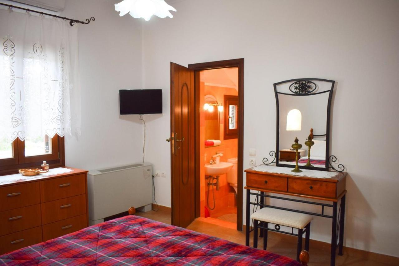 Sunshine House For 9, Cozy Set Up,Verandas, Sea View. Karterados  Zewnętrze zdjęcie